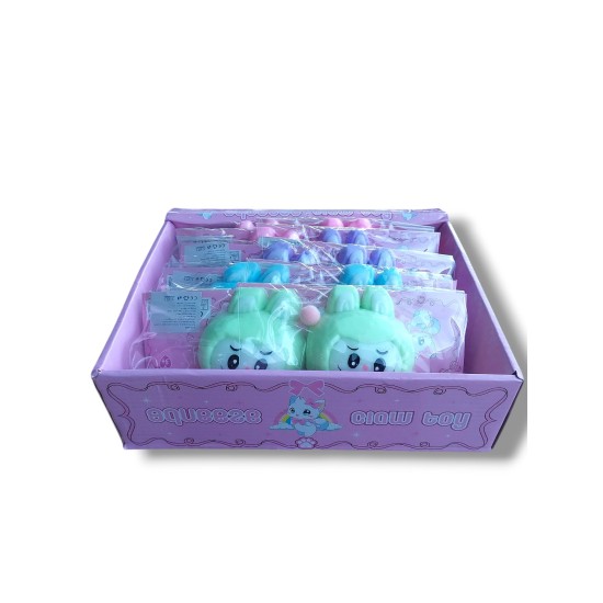 Играчка за стискане LABUBU 11см /10 броя в кутия/
